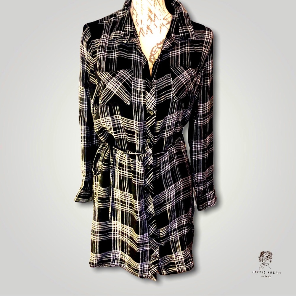 BeachLunchLounge Brand B&W Plaid Thin Flannel Long Sleeve Shirt Dress Size L - Picture 2 of 9
